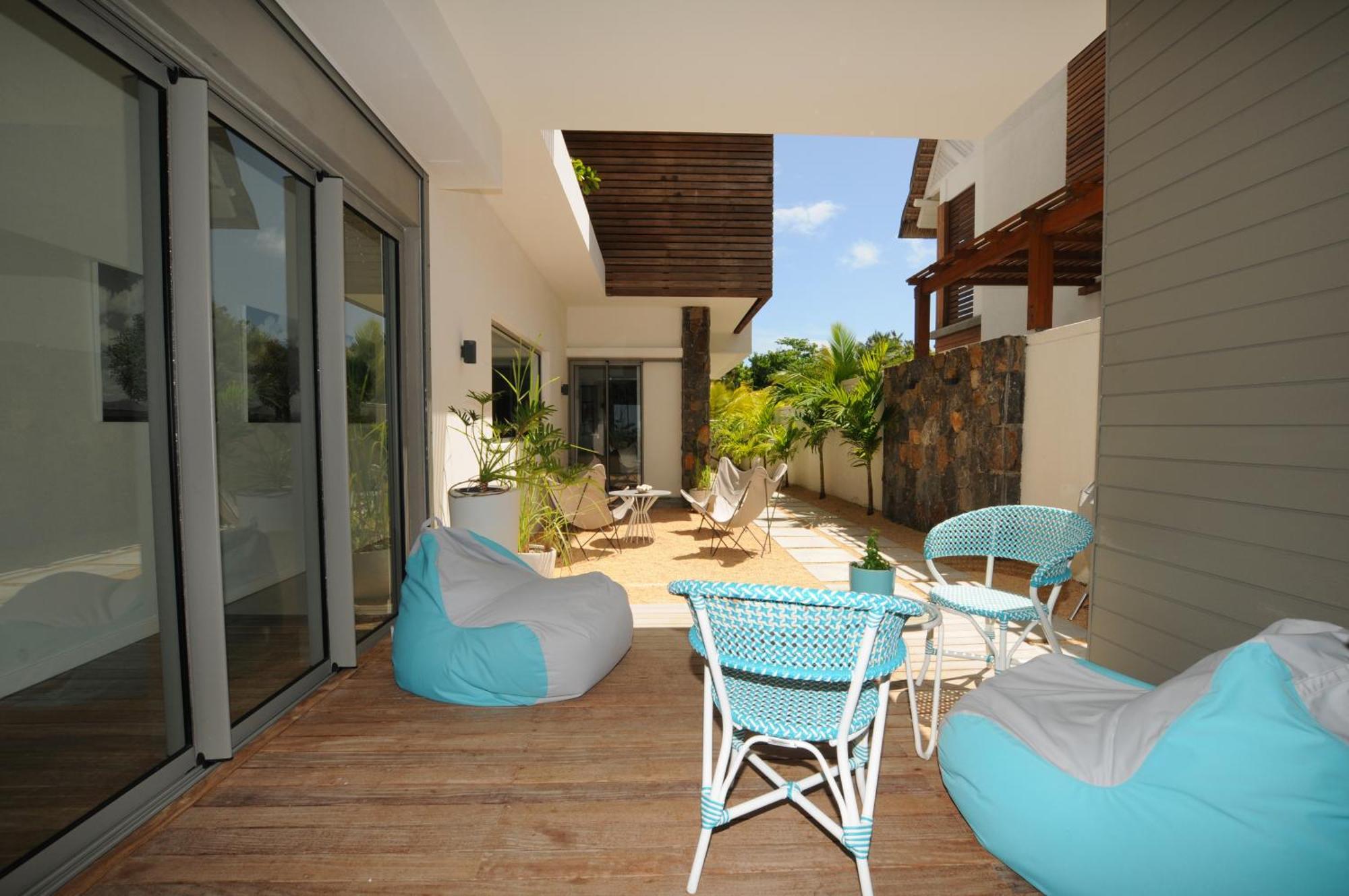 Beachfront & Pool Poste Lafayette