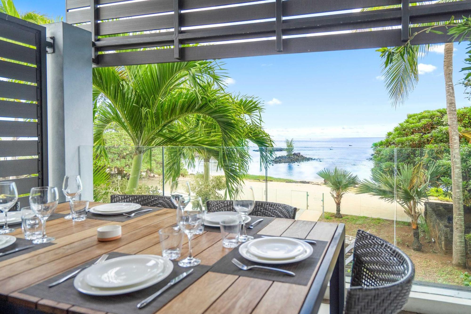 Aparthotel Kanope Bay - Beachfront