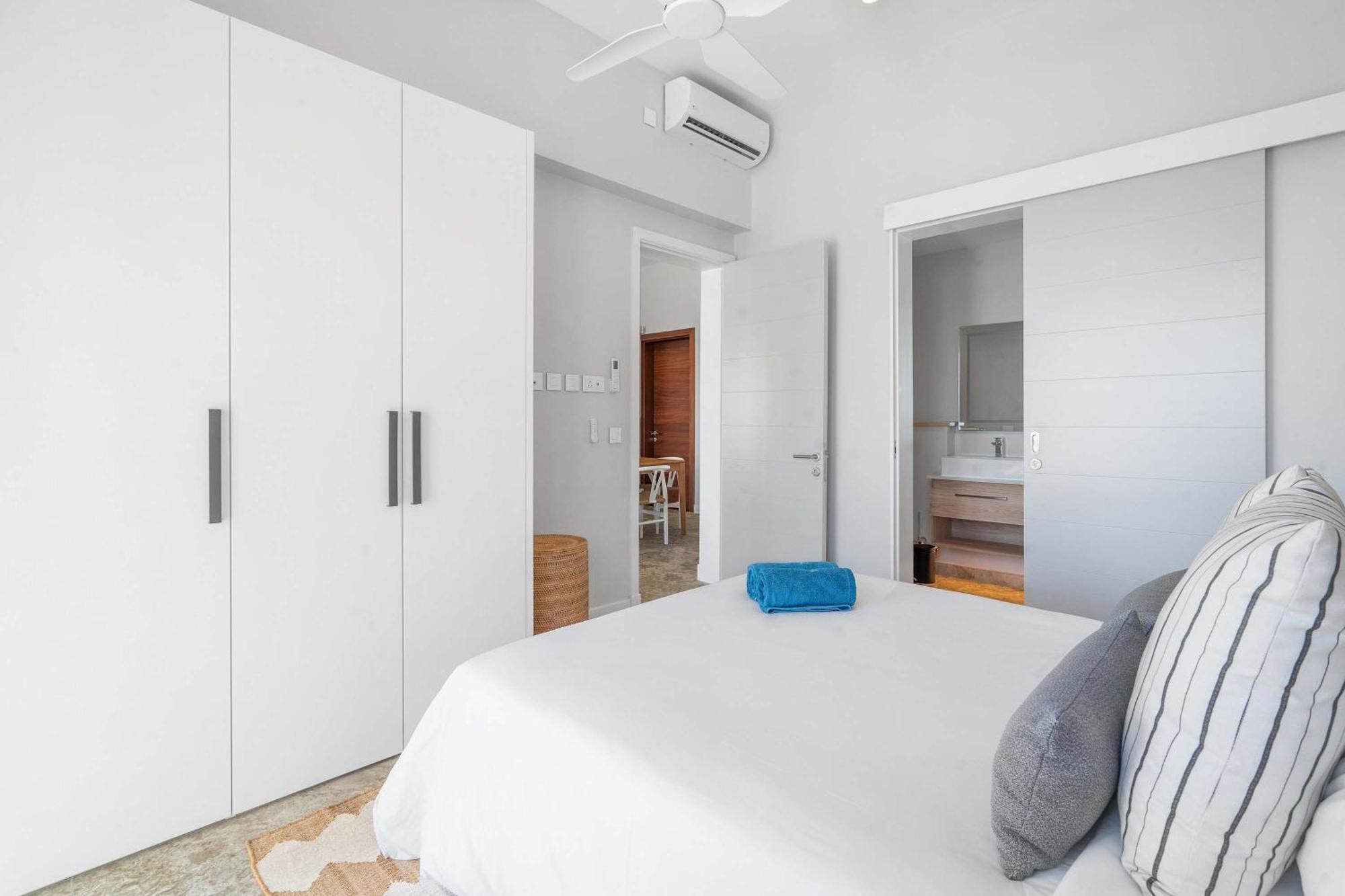 Aqua Serena - Luxury Beachfront Penthouse * Grand Gaube