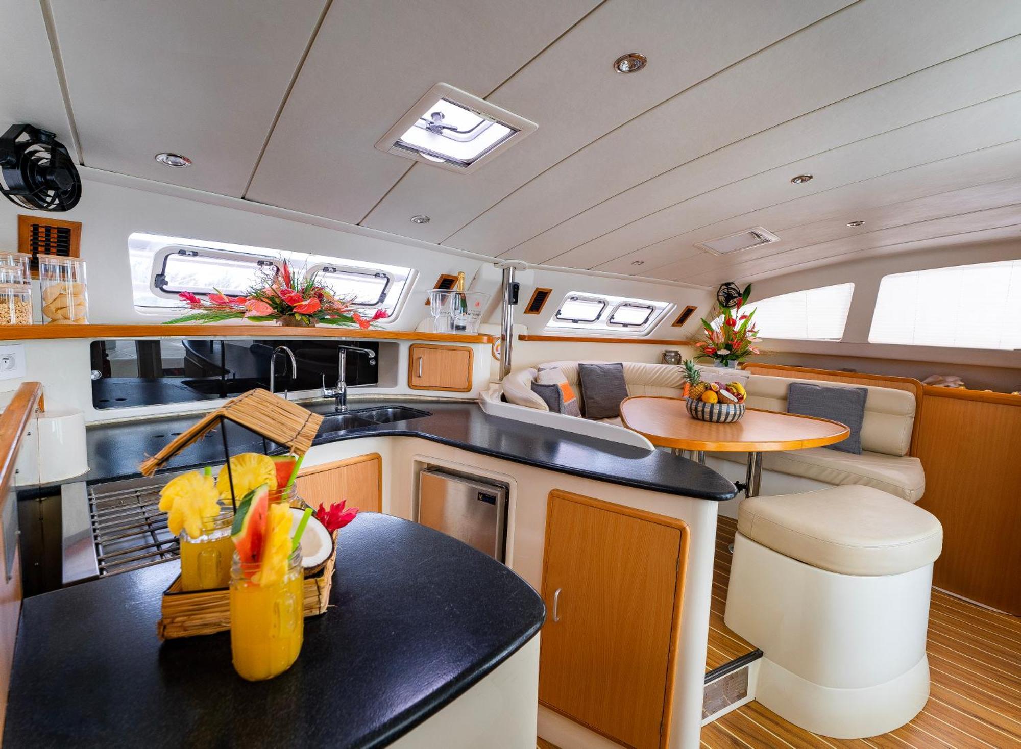 Catamaran Z'ile Cruise