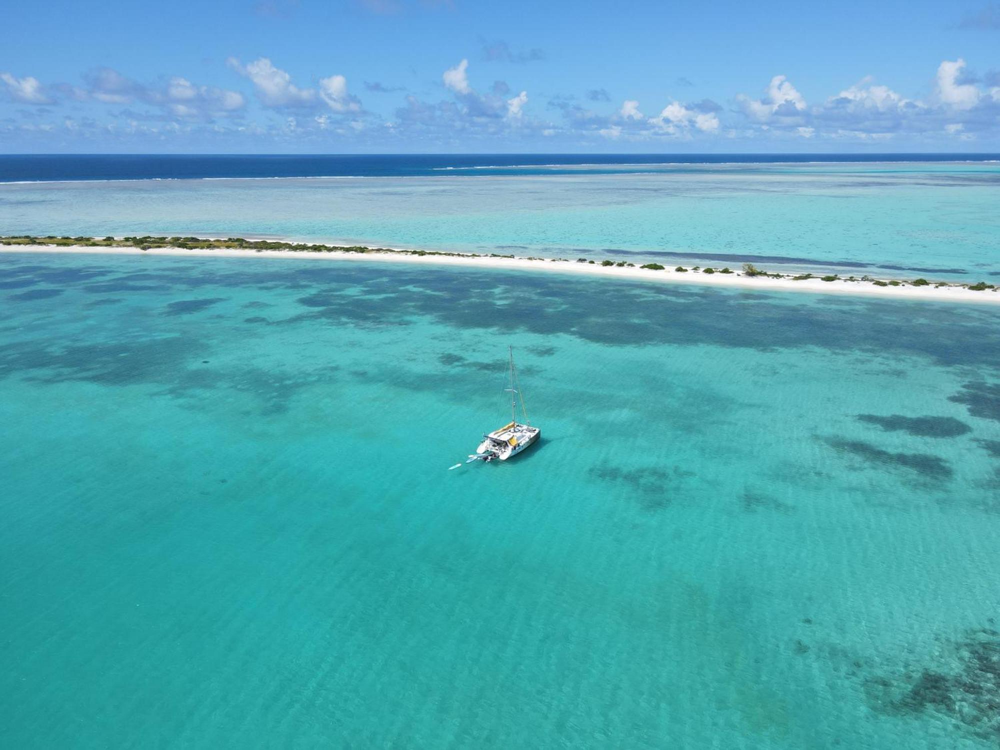 Catamaran Z'ile Cruise *