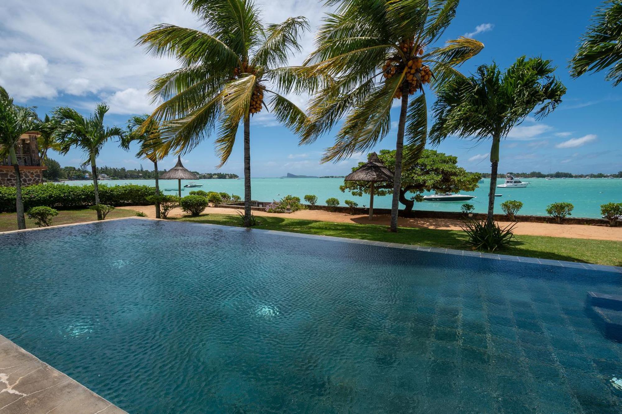 4- Bedroom Beachfront *