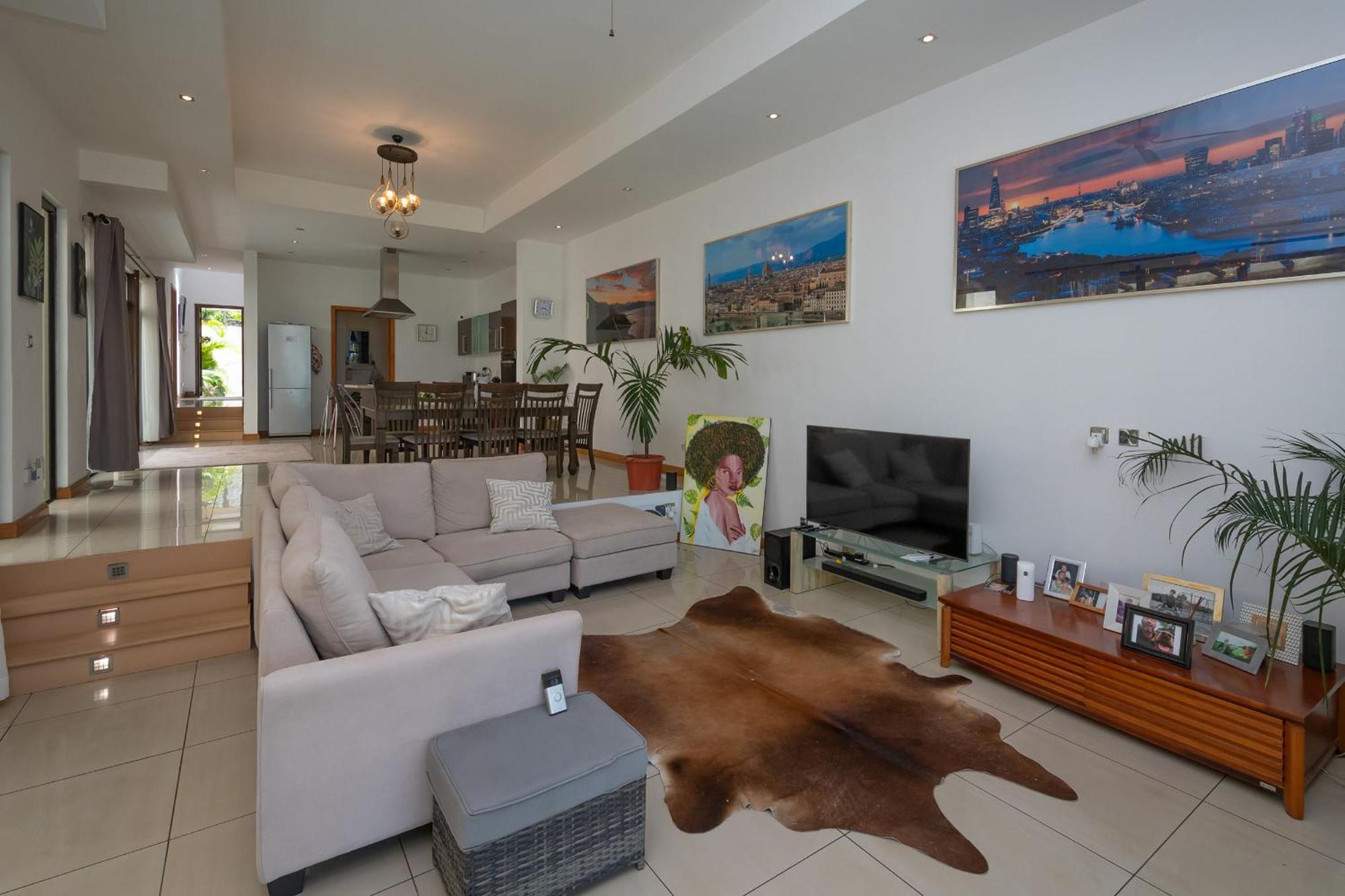 4- Bedroom Beachfront