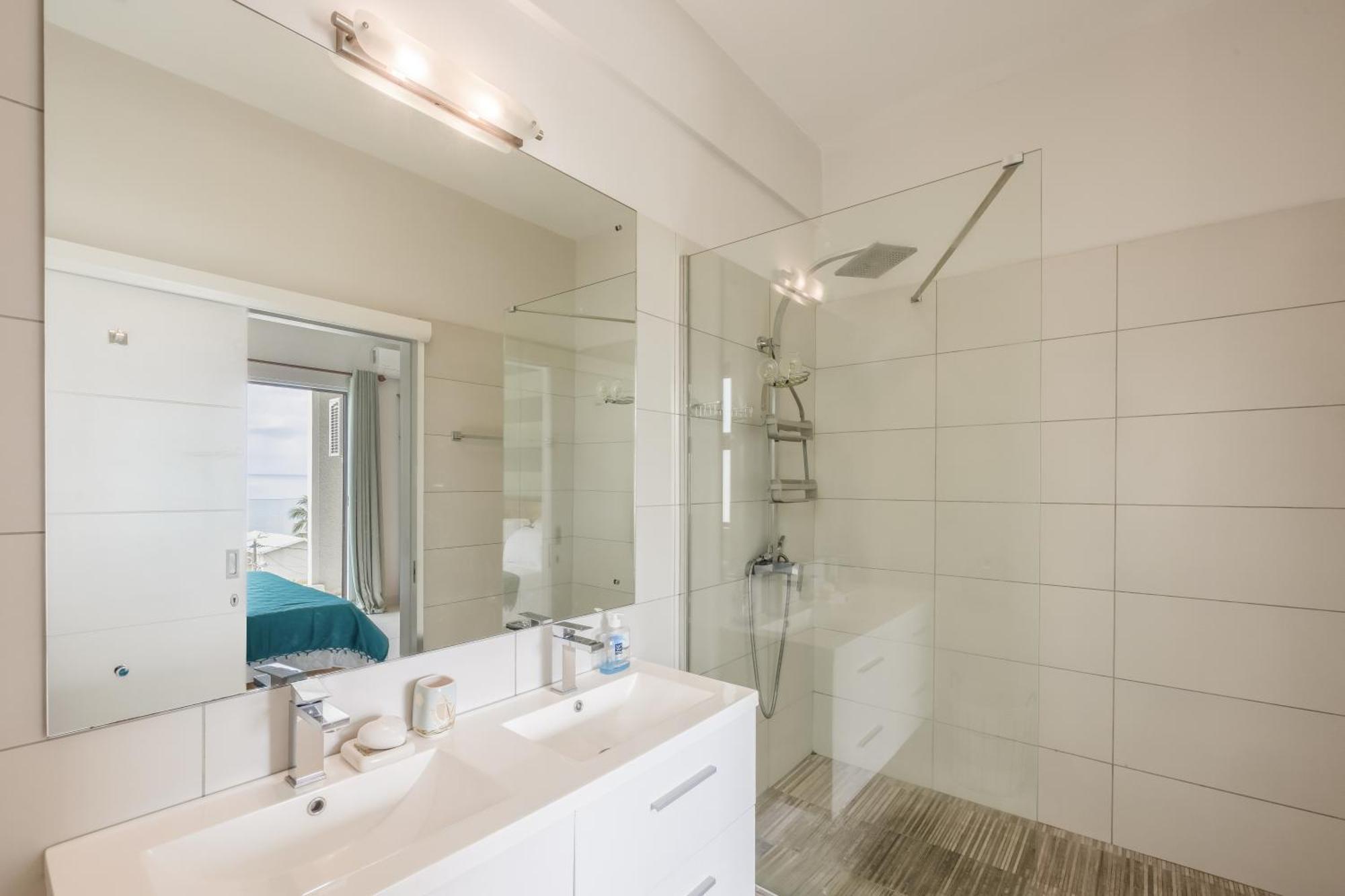 Sea View Apartment