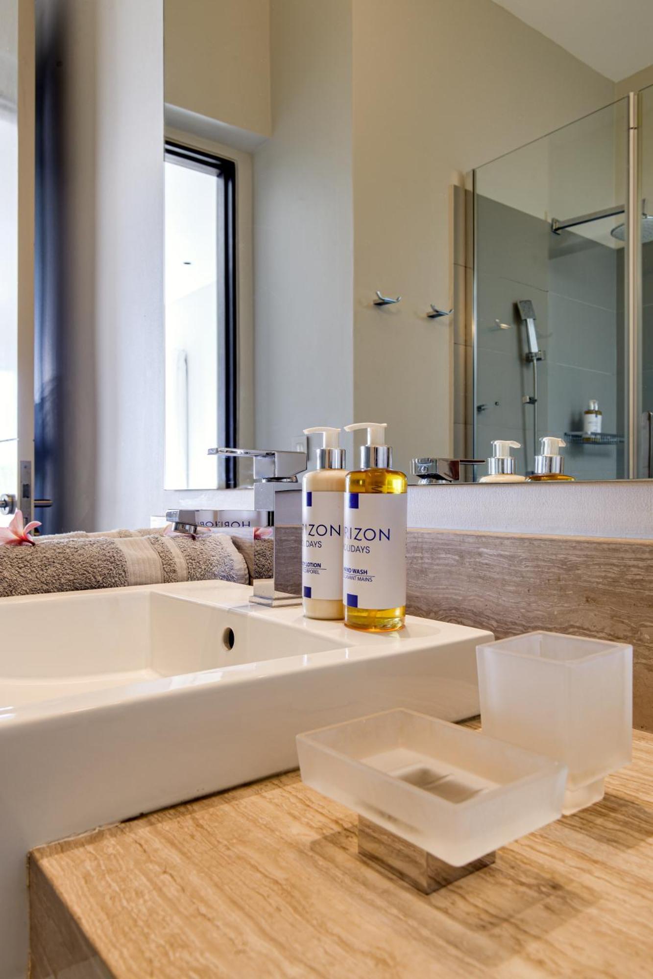 Apartment Esplanade By Horizon Holidays *