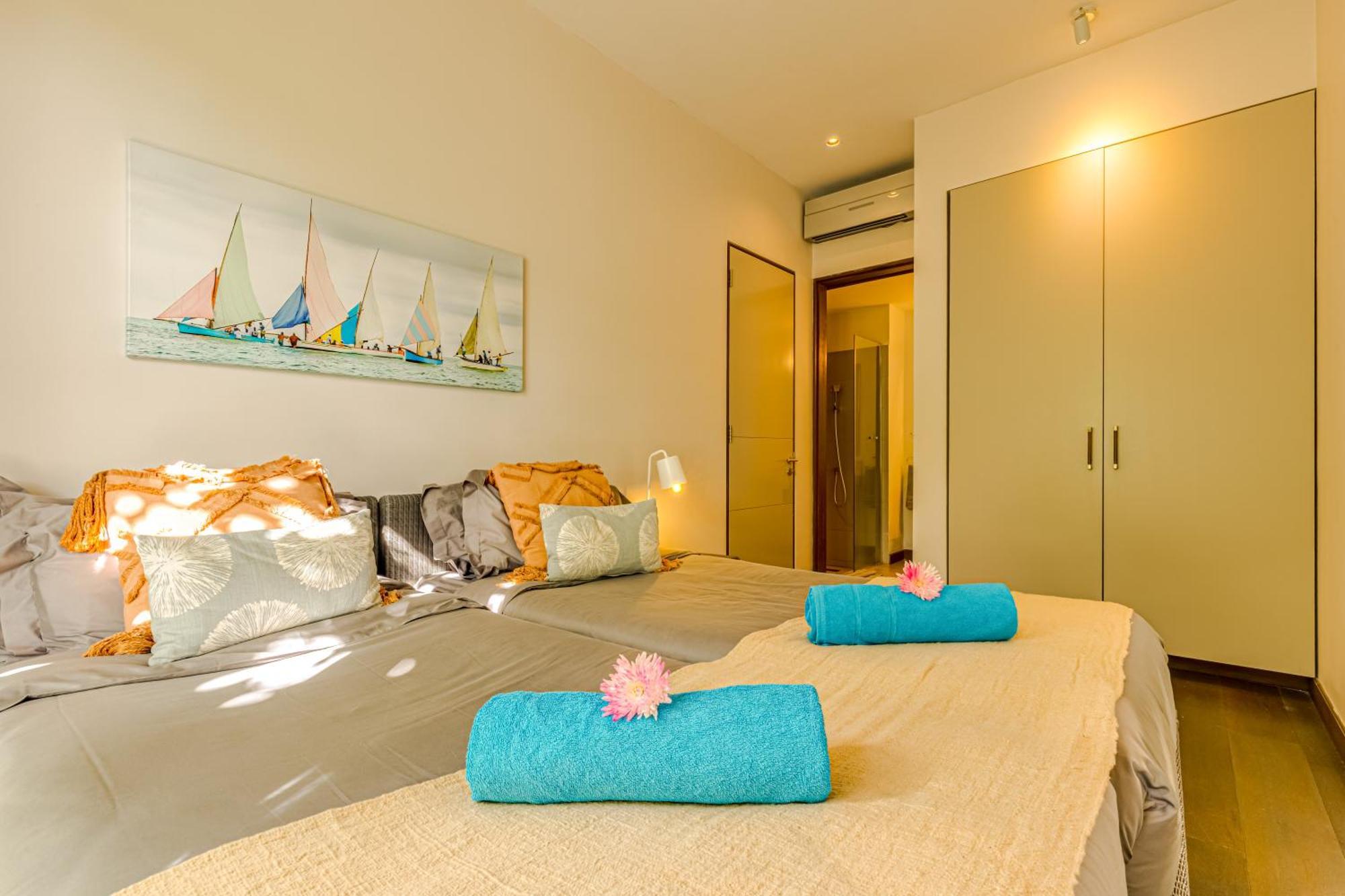 Esplanade By Horizon Holidays *