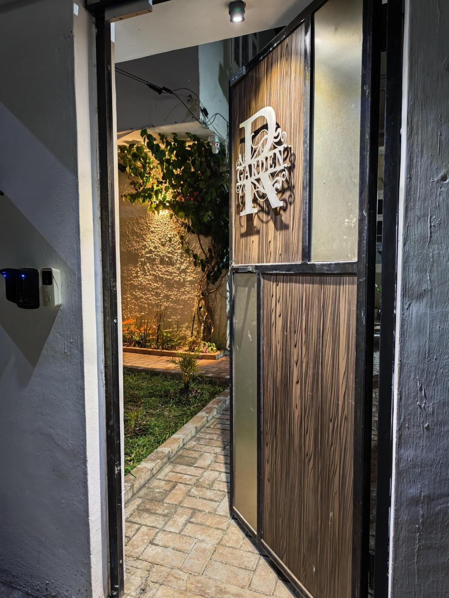 Apartment R Garden 1 Ensuite, Cuisine Et Terrasse *