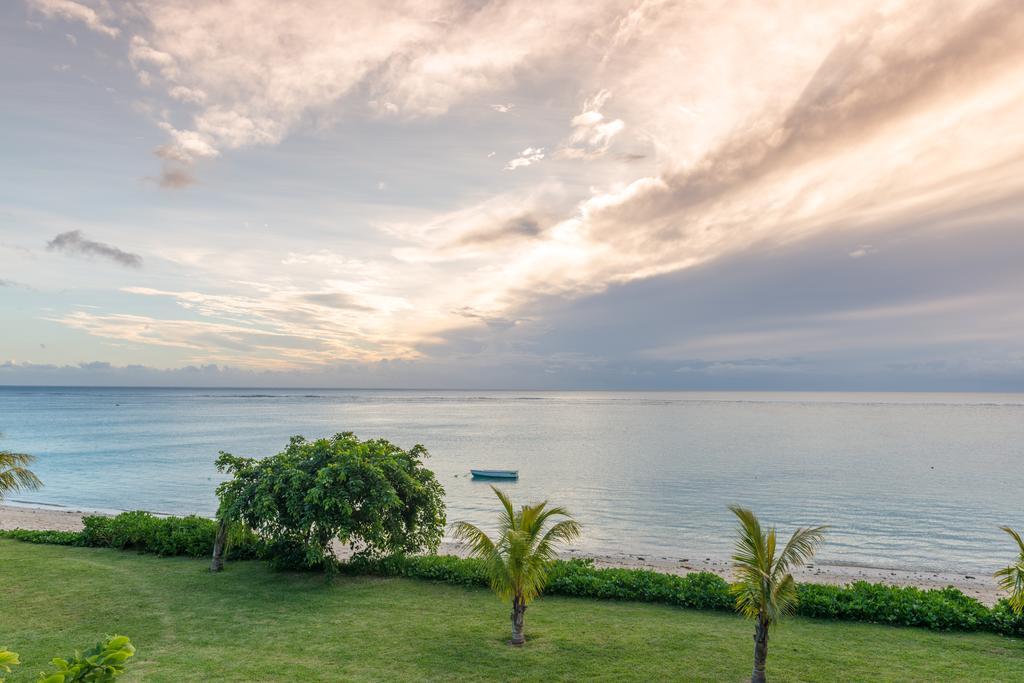 Villasun Seafront Apart At Capouest Apartment *