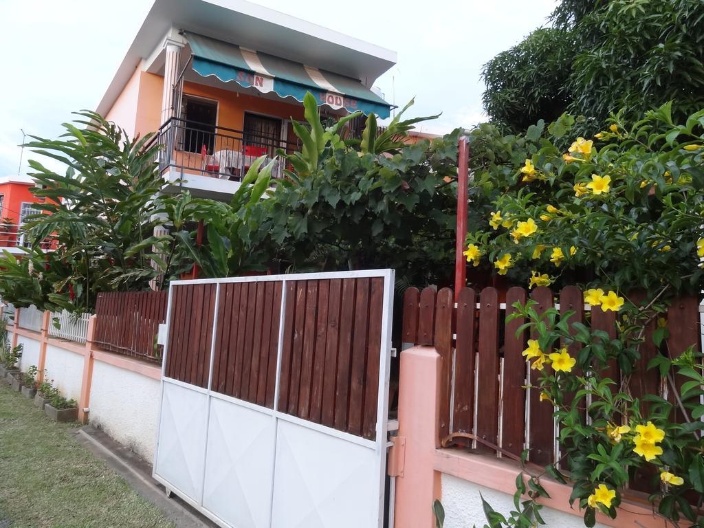 Guest house Son House *