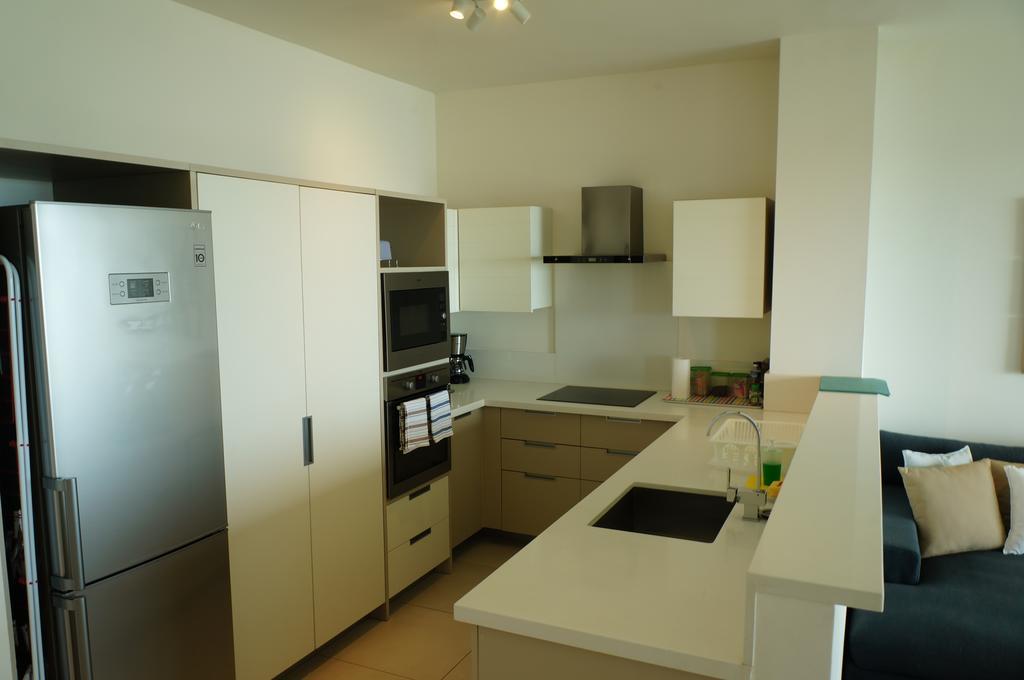 Apartment Villasun Seafront Apart At Capouest *