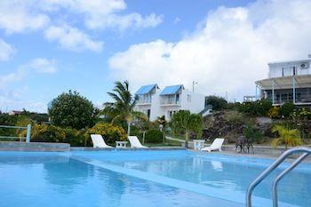 Guest house Du Lagon 2*