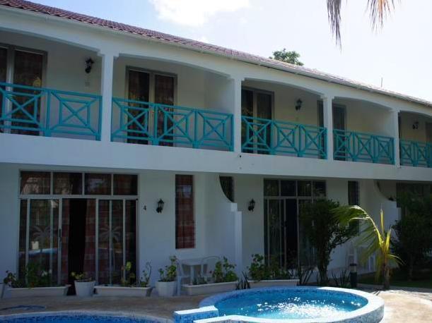 Coral Azur Cosi Holidays