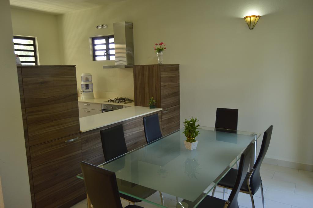 Apartment Shona Blue Bay