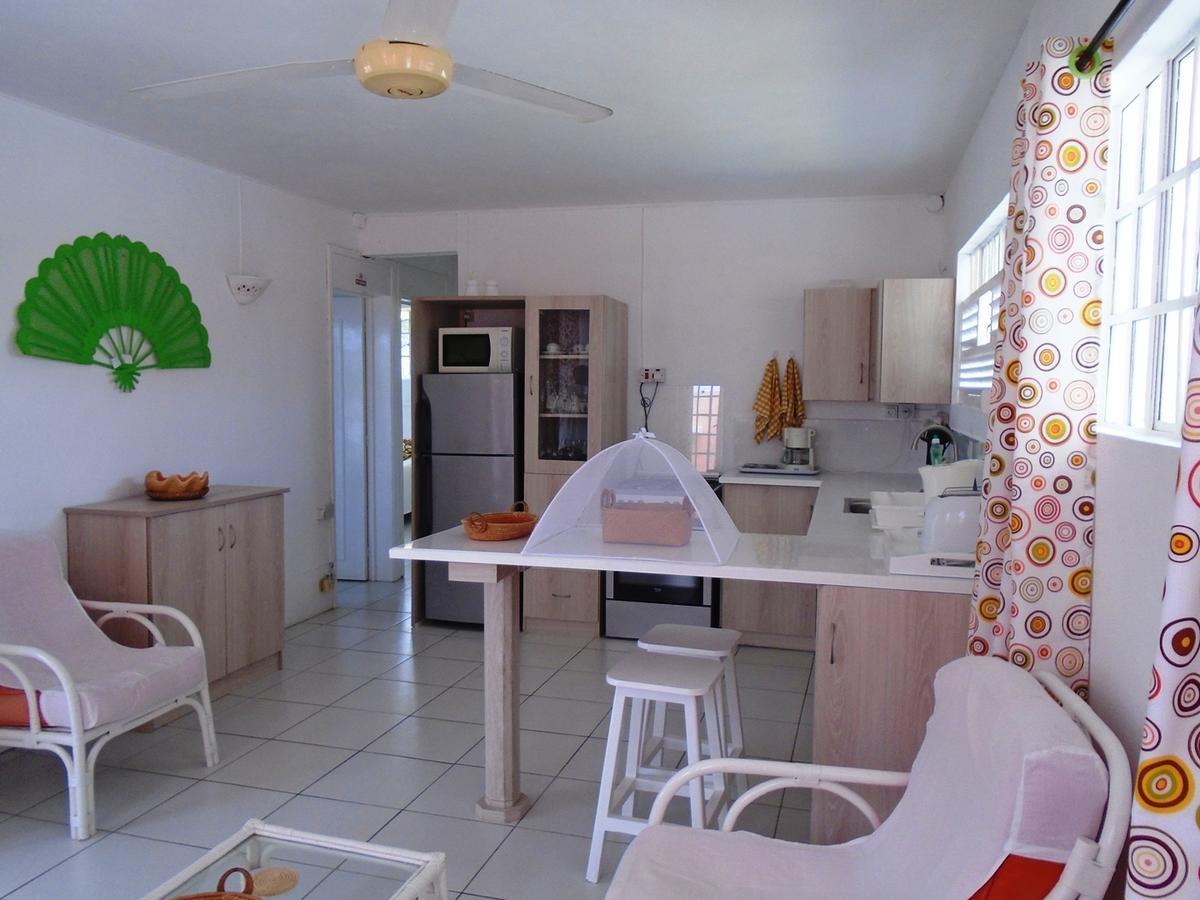 Chezpat Tourists Guest house *