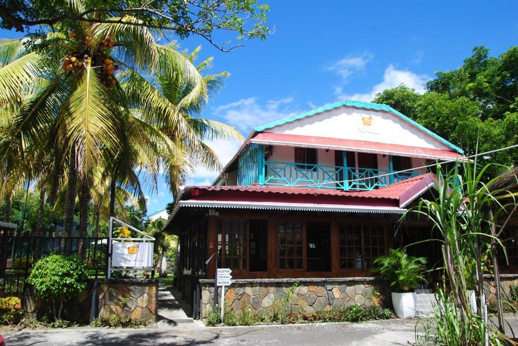Coral Azur Cosi Holidays Hotel 2*