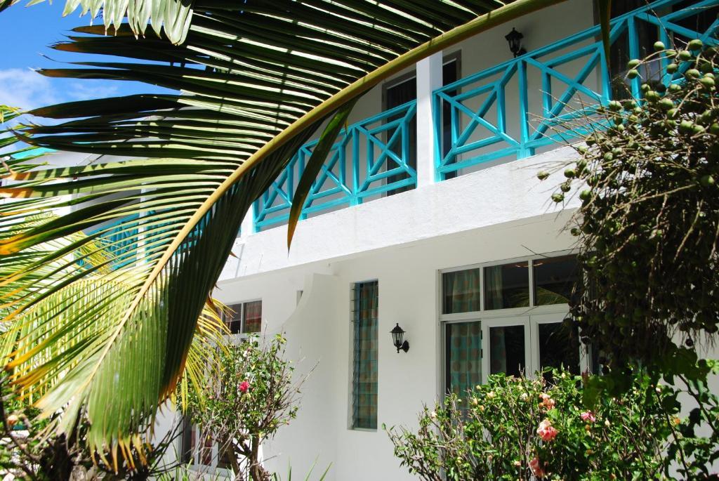 Coral Azur Cosi Holidays