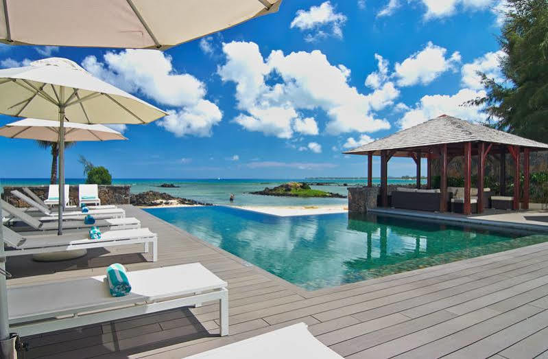 Bon Azur Beachfront & Penthouses By Lov Hotel 5*