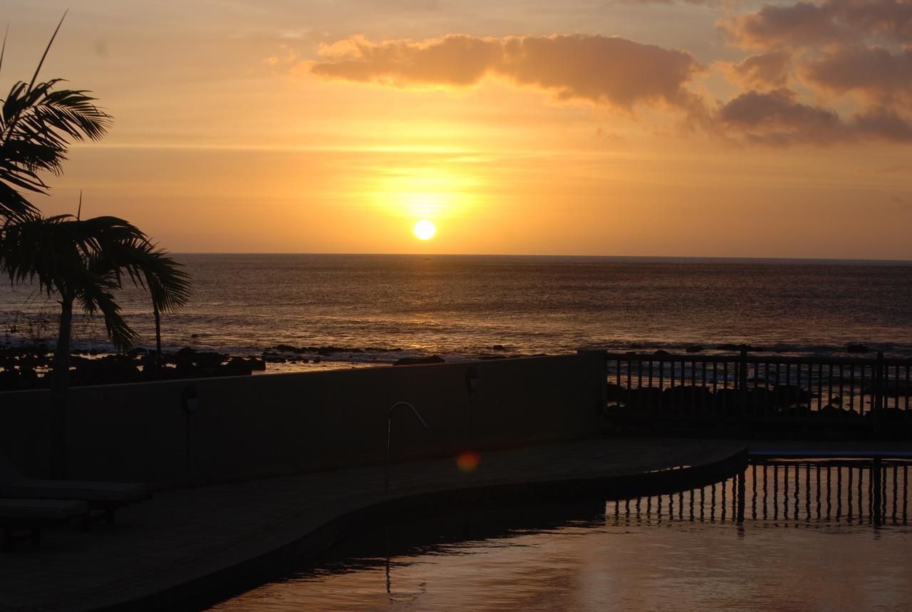 Sunset Reef & Pointe aux Piments
