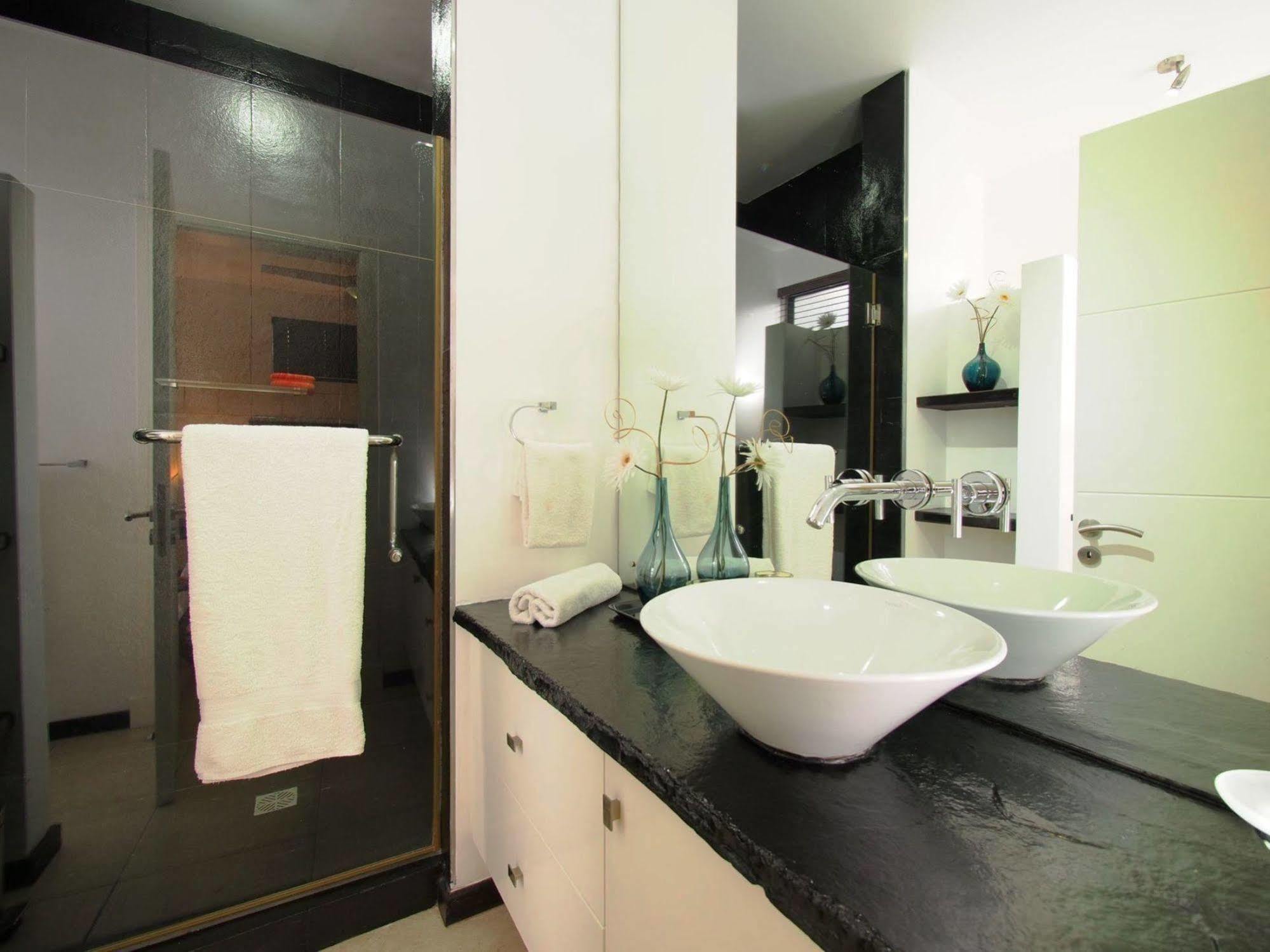 Le Cerisier Hotel