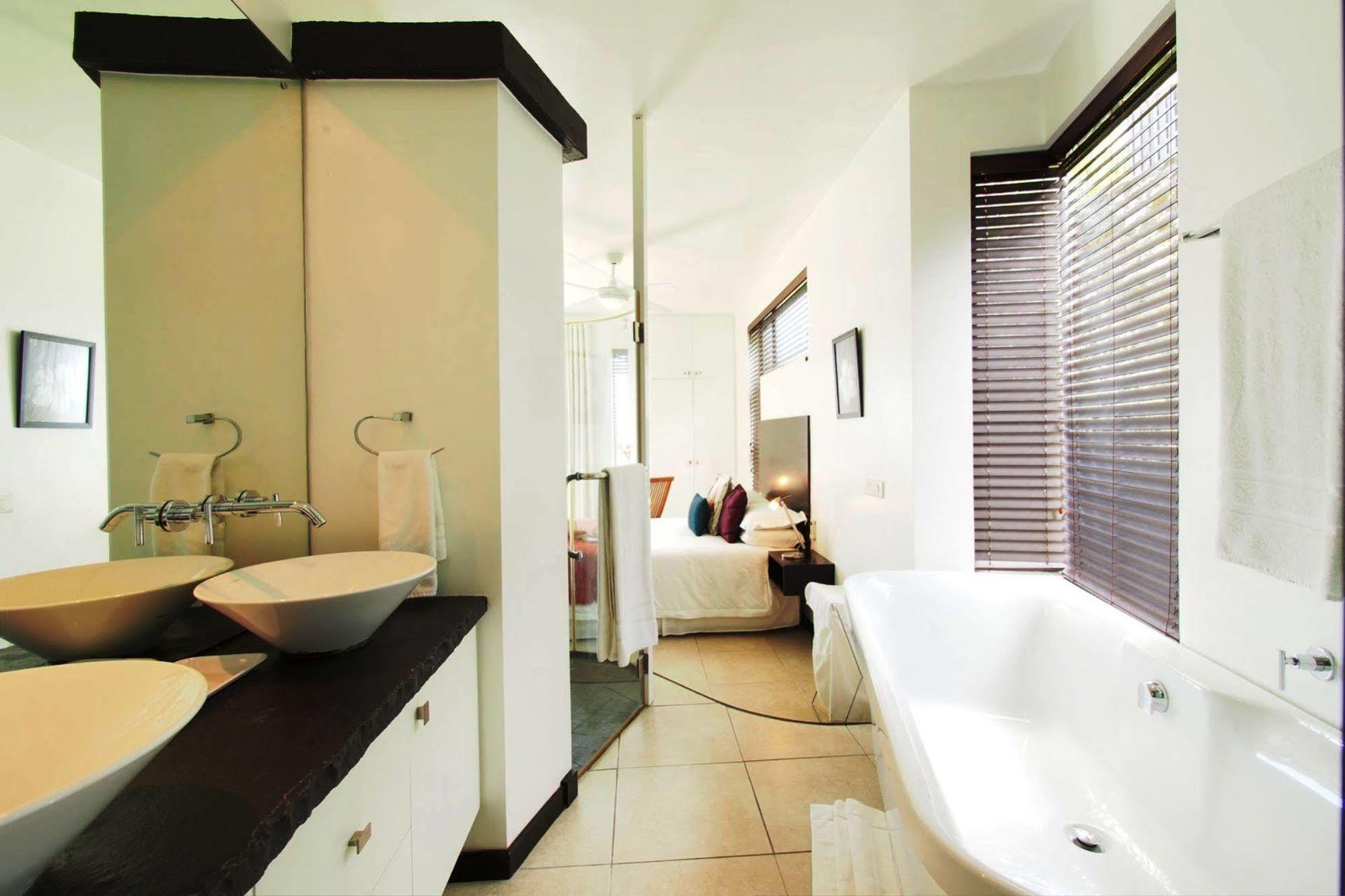 Le Cerisier Hotel Trou aux Biches