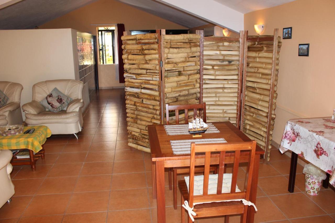 Sm Guest house Trou d'Eau Douce