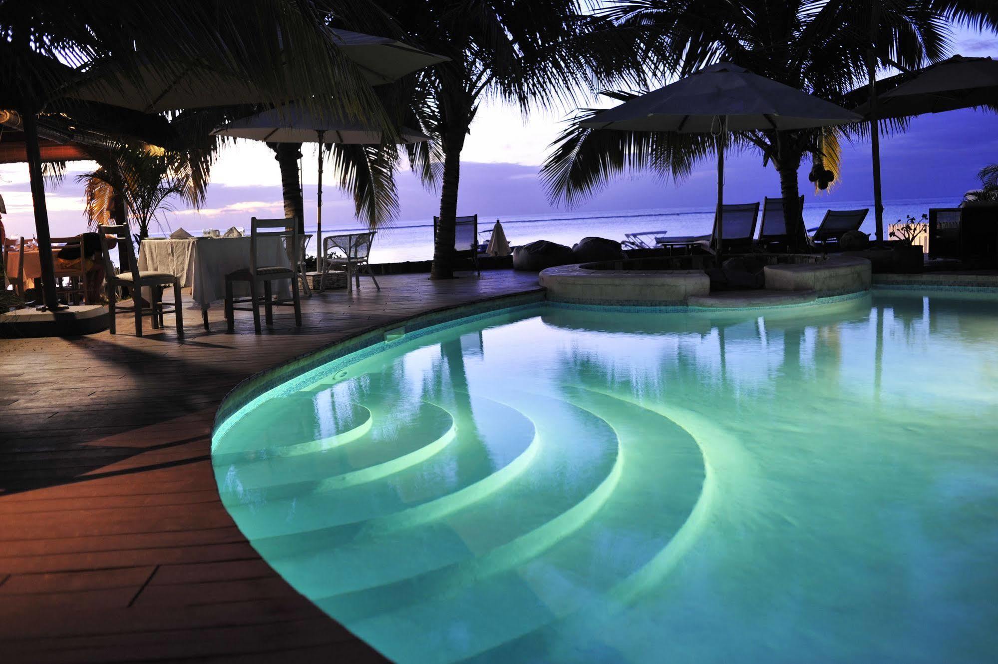 Hotel The Bay 3*