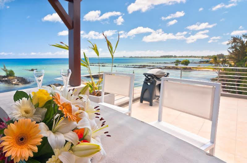 Bon Azur Beachfront & Penthouses
