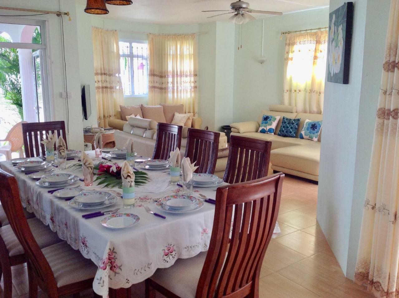 Villa Fayruz *