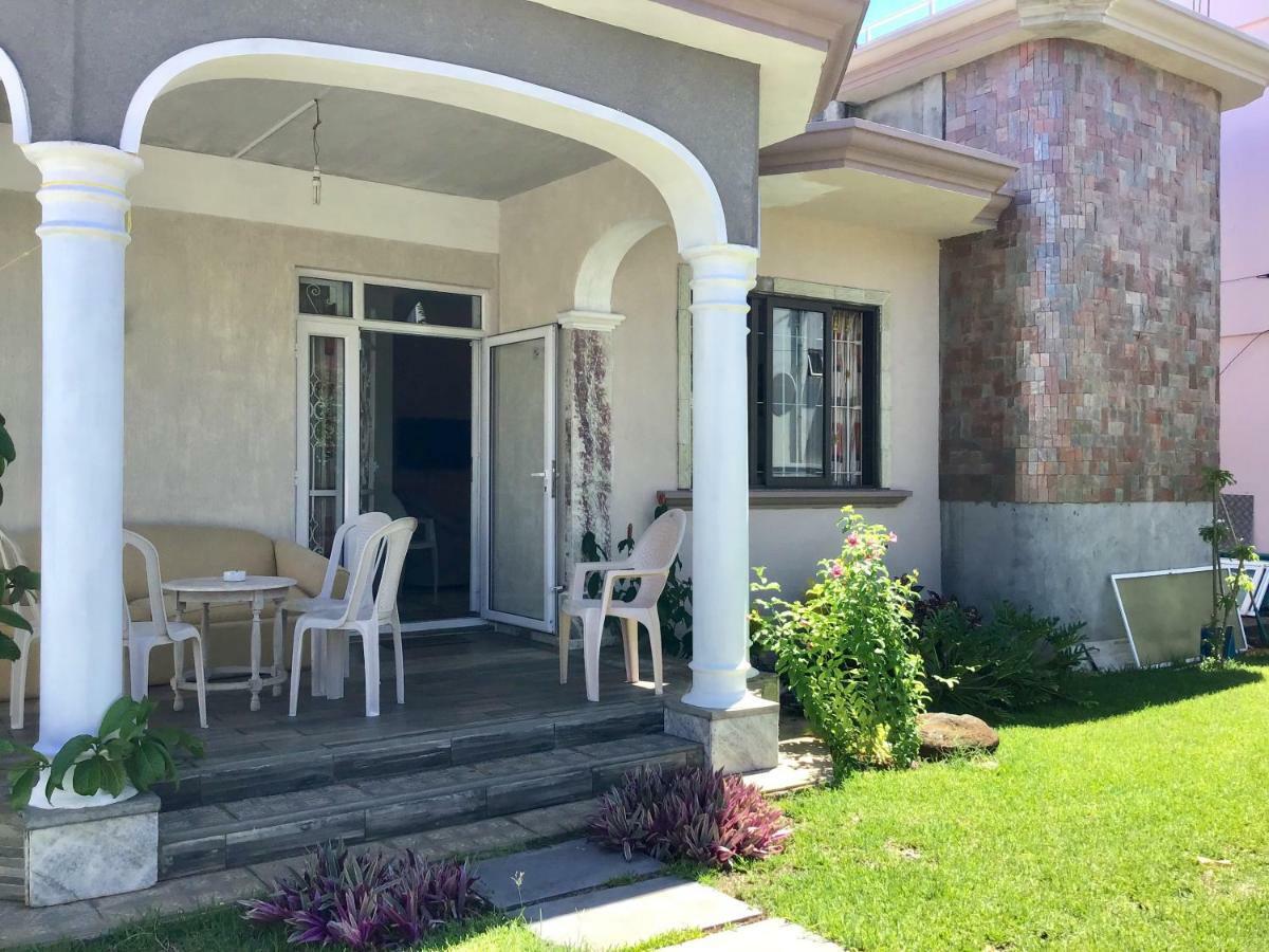 Villa Cardamon Villa: Beachside Retreat With Pool