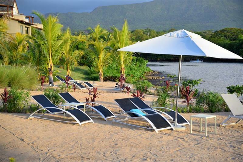 Apartment West Island By Horizon Holidays