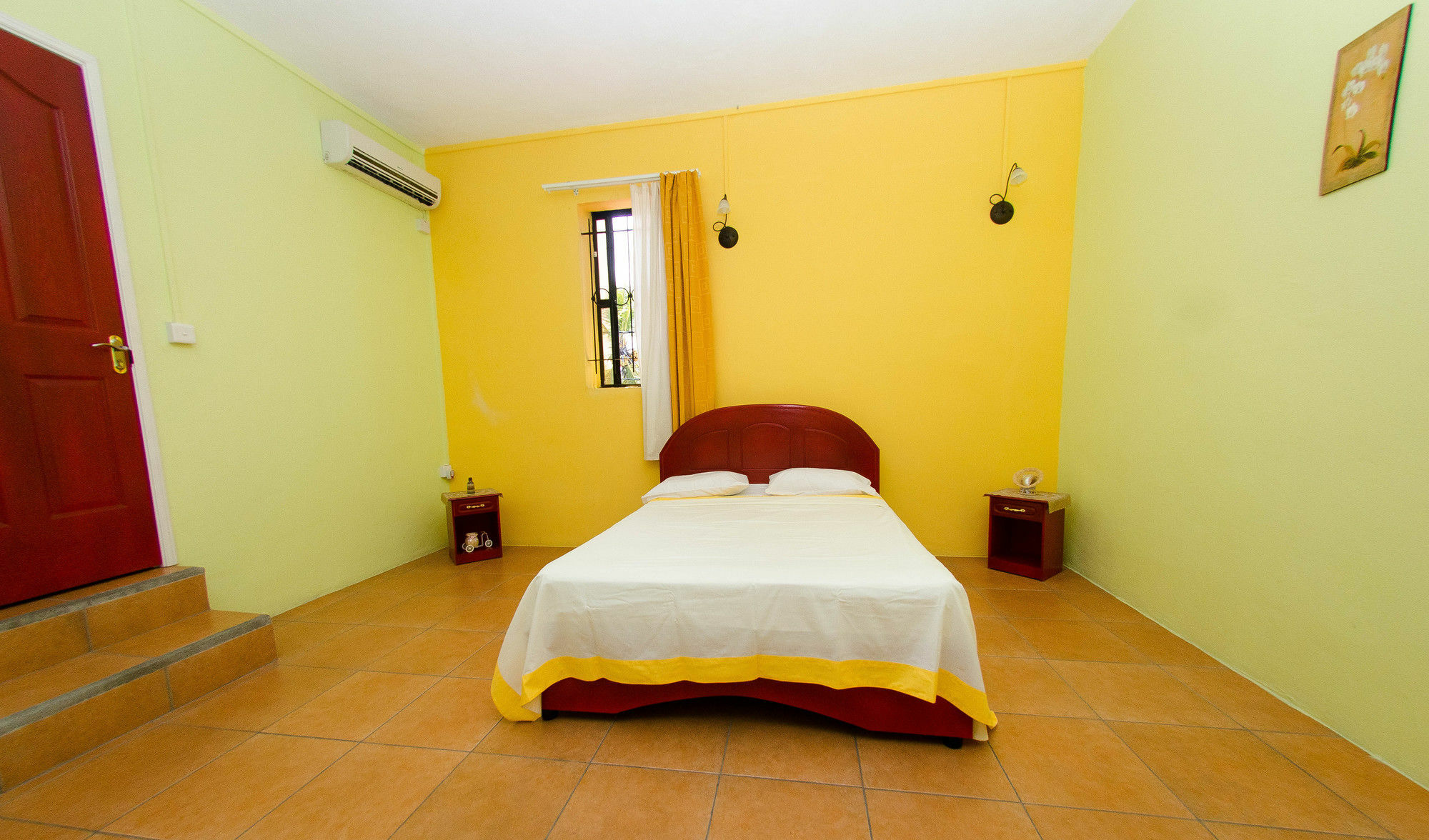 Sm Guest house 2*