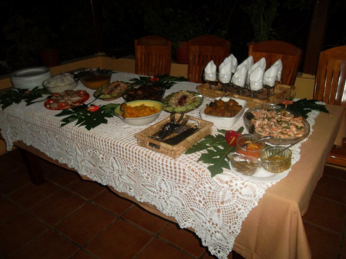 Le Tropical Chez Jeannette Saint Gabriel