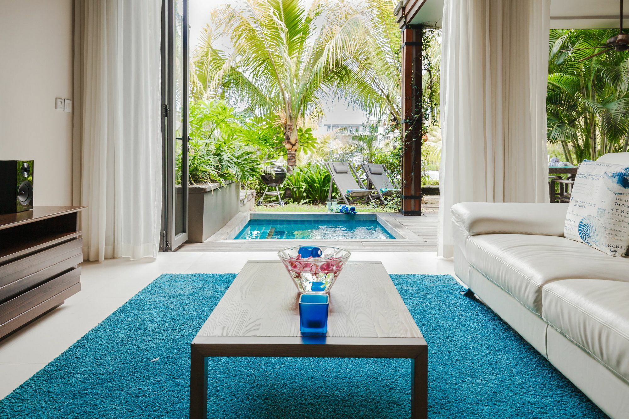 Apartment West Island By Horizon Holidays