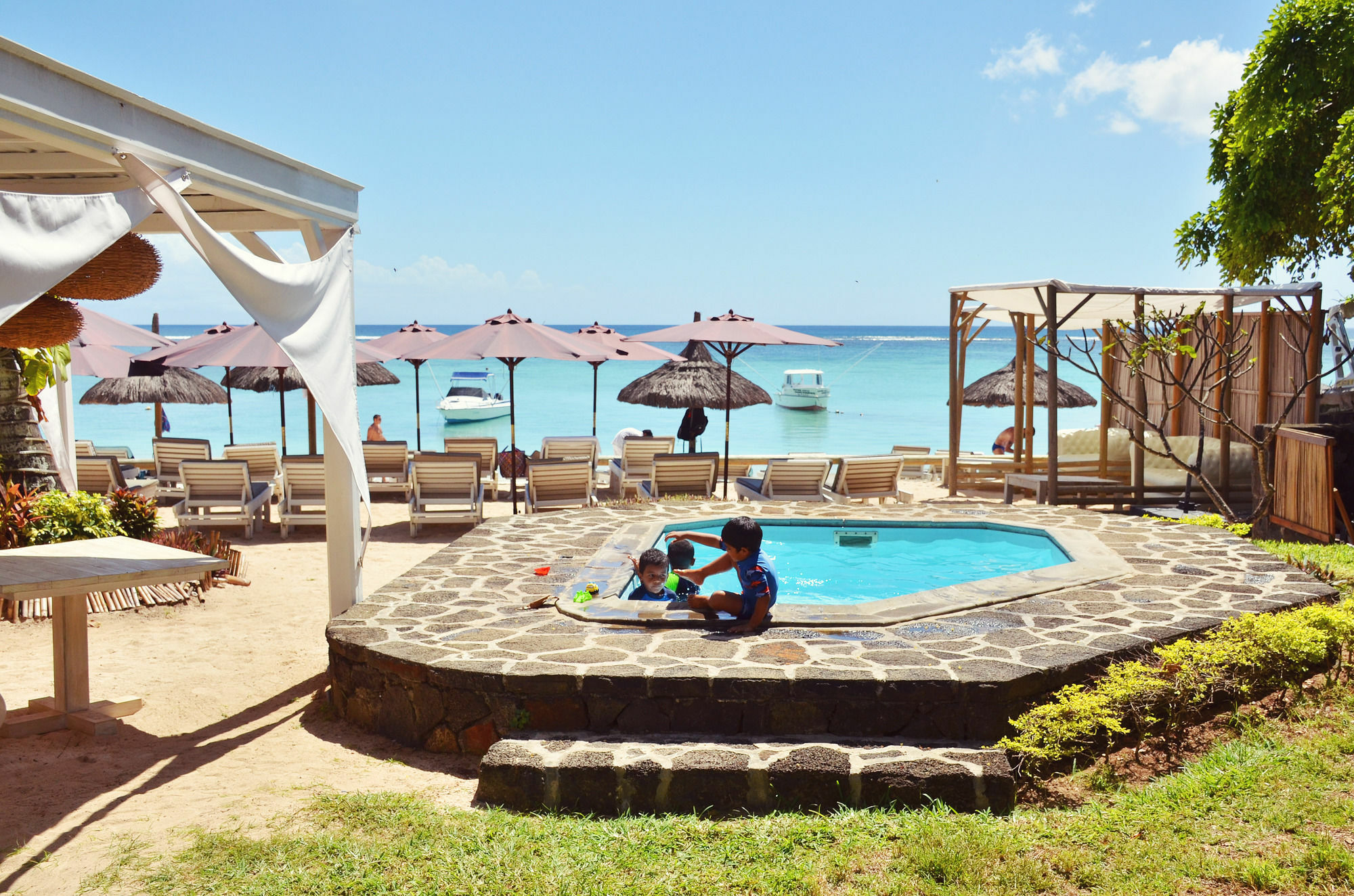 Clos Du Littoral By Fine & Country Villa *