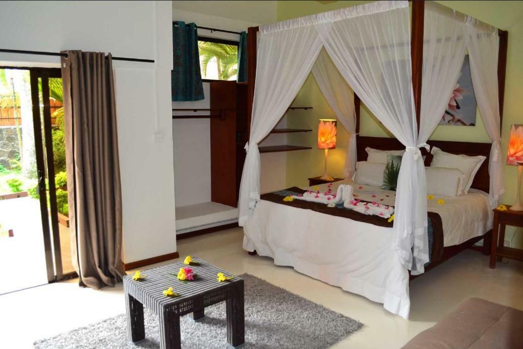 Flowers Of Paradise Hotel
