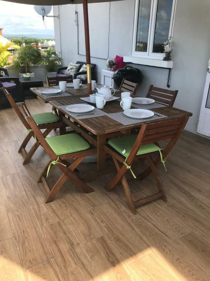 Pereybere Penthouse Apartment Grand Baie