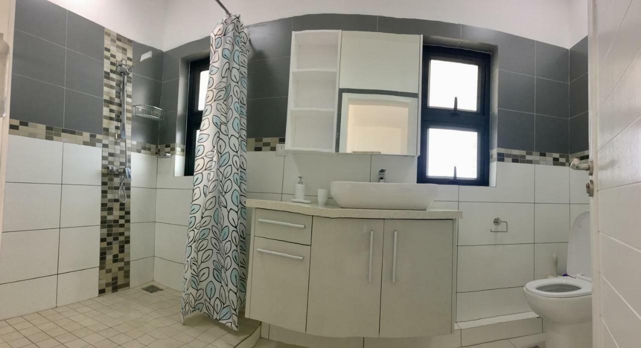 Ocean View Apartment *