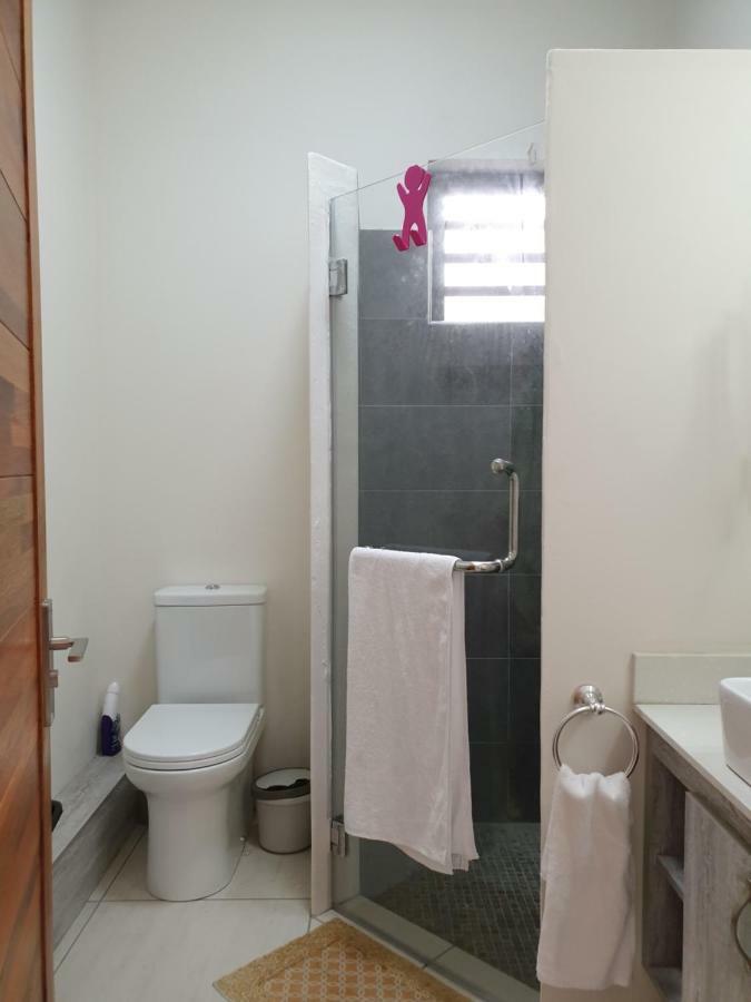 Westwood Luxury Penthouse With Private Roof Ref 15847 Apartment