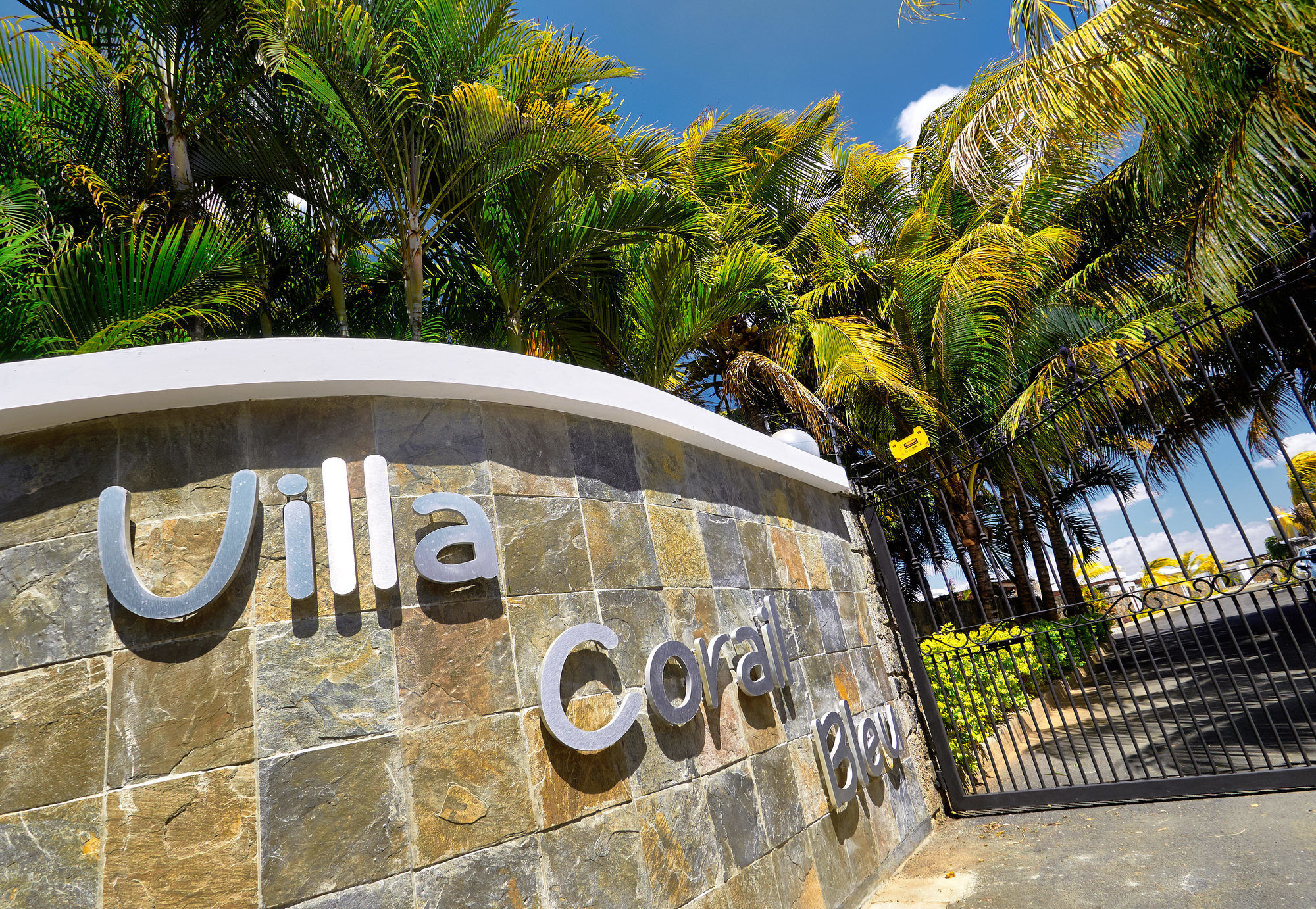 Corail Bleu Private Villas With Lov Villa