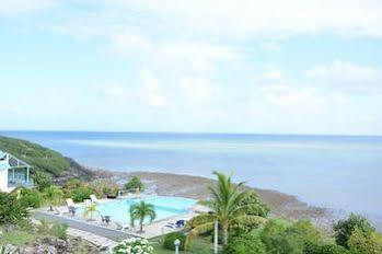 Du Lagon Guest house 2*