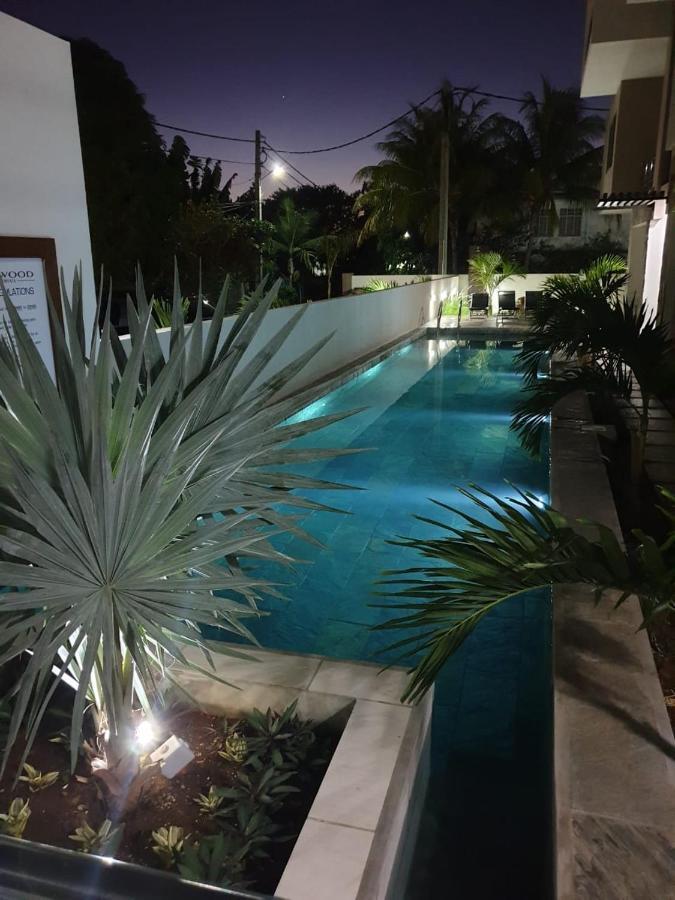 Westwood Luxury Penthouse With Private Roof Ref 15847 * Flic en Flac