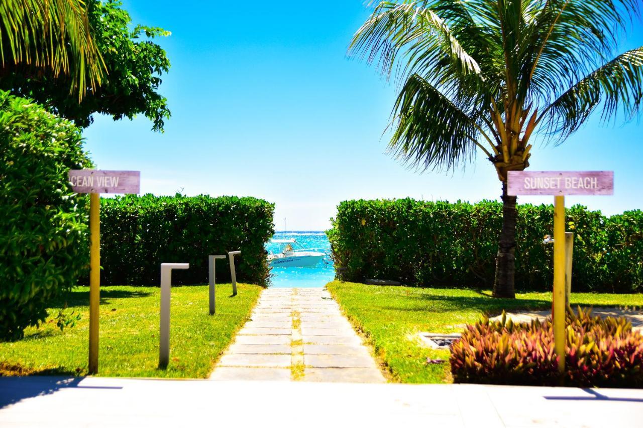 Apartment Cap Ouest Beachfront Residences