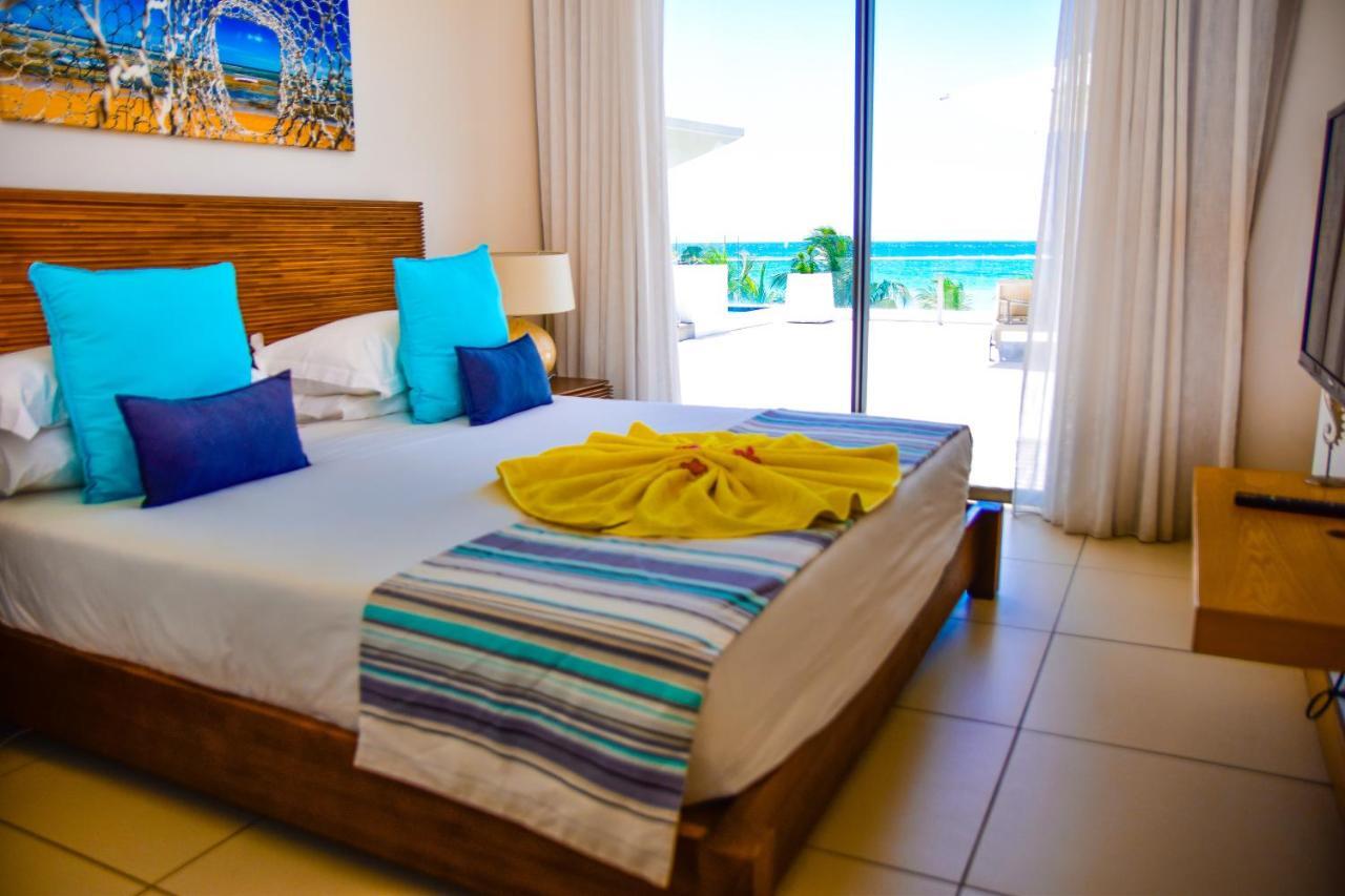 Apartment Cap Ouest Beachfront Residences Flic en Flac