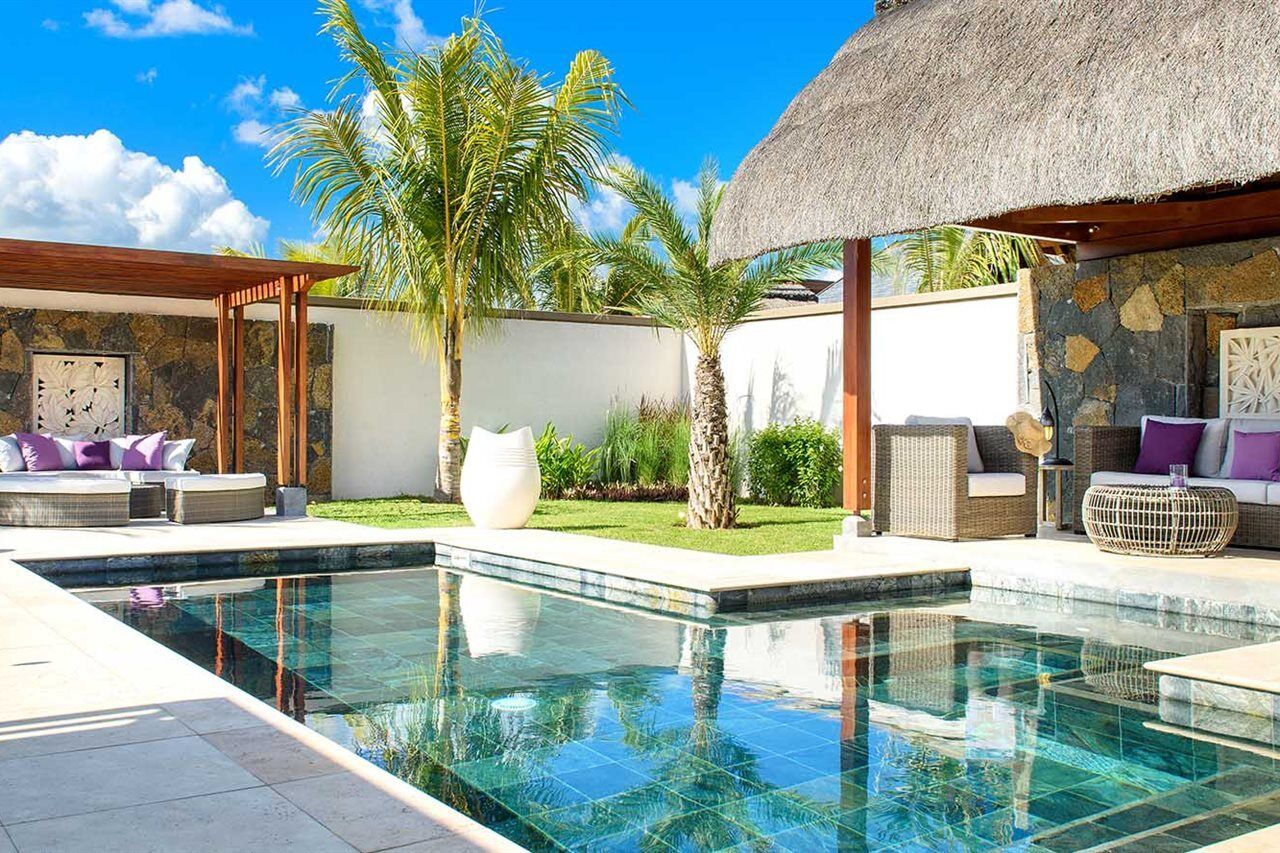 Clos Du Littoral By Fine & Country Villa *