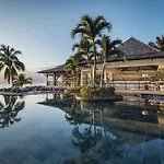 Lux* Le Morne Resort