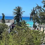 Sunshine Paradise - Trou Aux Biches - 150M Beach