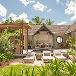 Maradiva Villas Resort And Spa