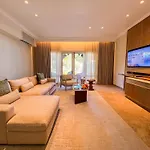 Maradiva Villas Resort And Spa