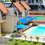 La Pointe Villas