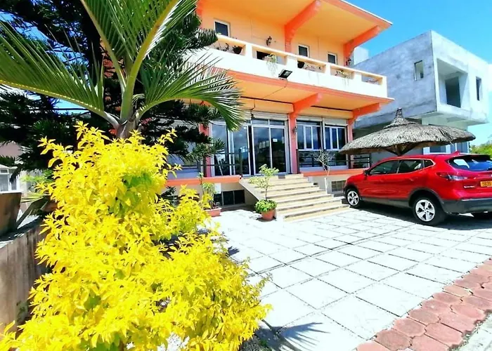 Sun & Earth Villa